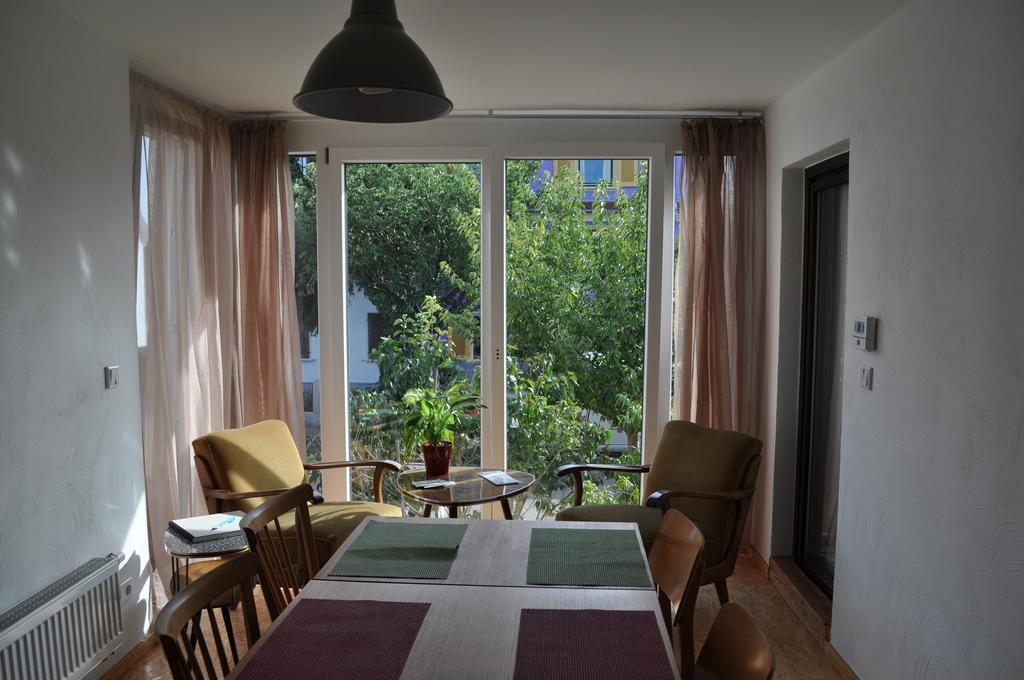 קרלסרוהה Punkrock Harbour Pension Baehr מראה חיצוני תמונה